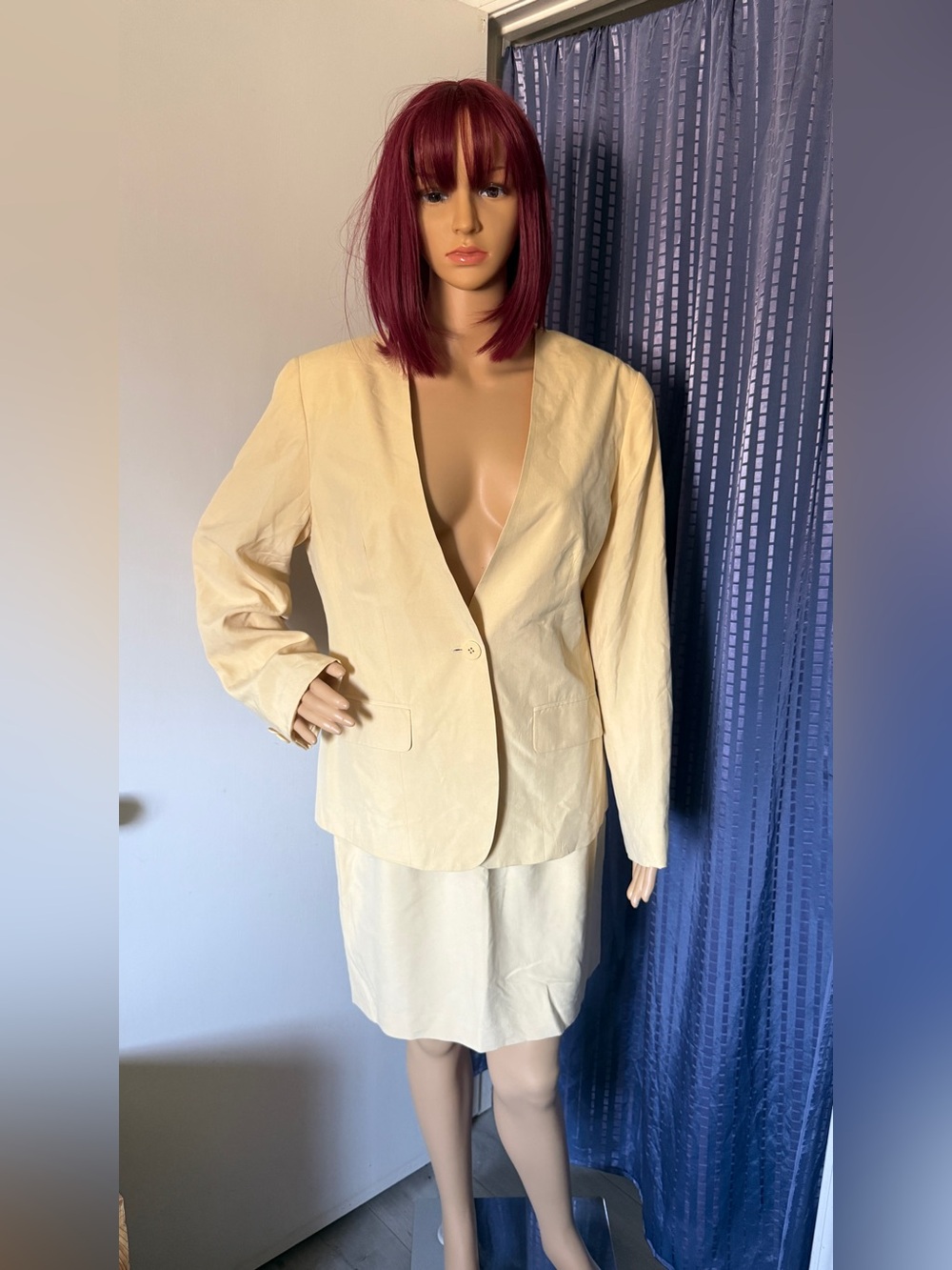 Vintage Ann Taylor 100% Silk Suit Set Size 10 Pale Yellow Blazer Skirt